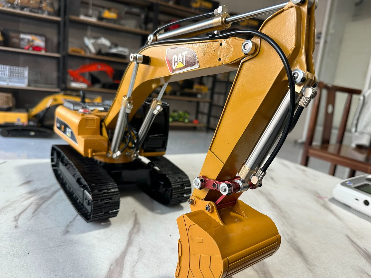 HUINA 580 1/14 RC Metal Hydraulic Excavator RTR