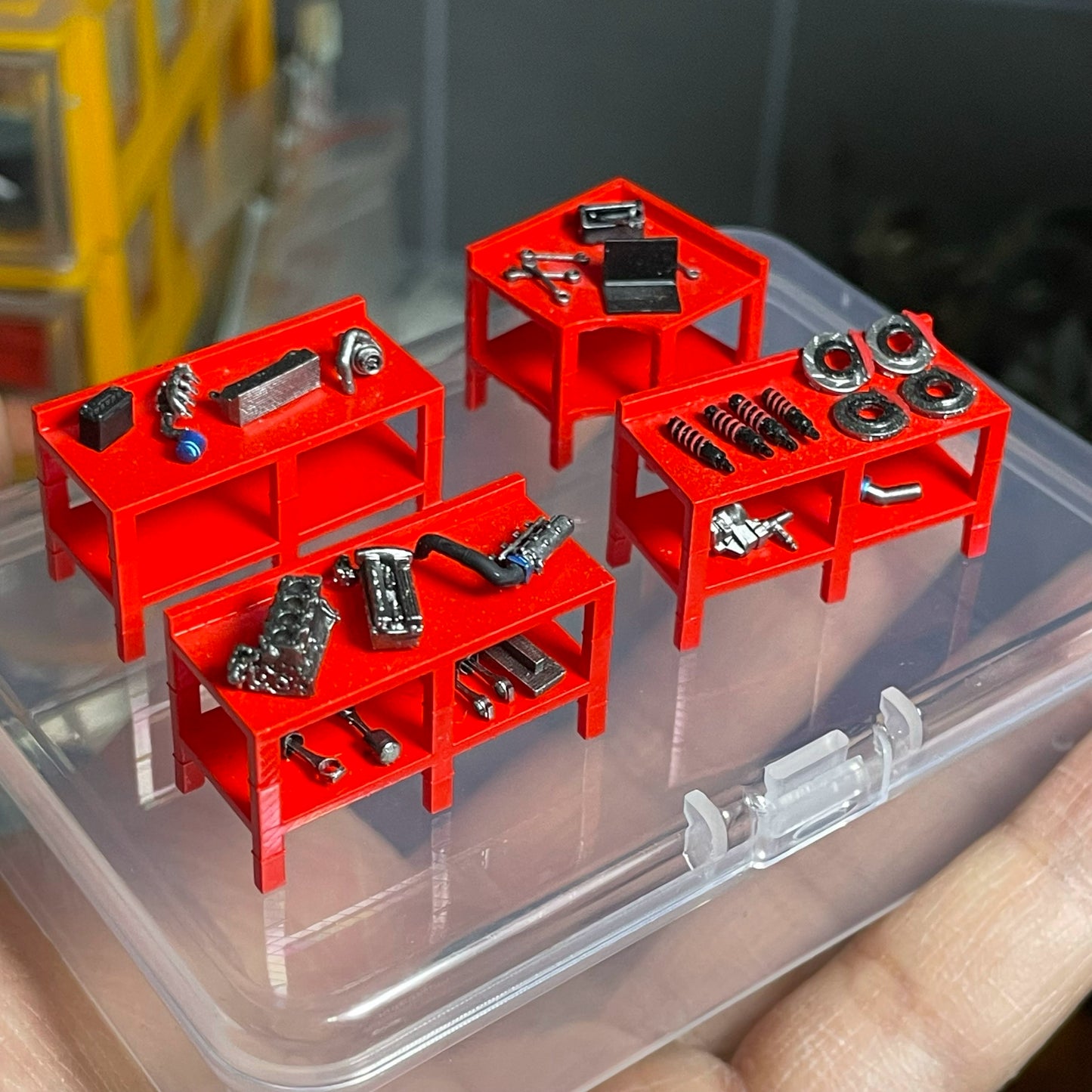 1:64 Repair Garage Plastic Model Scene Set