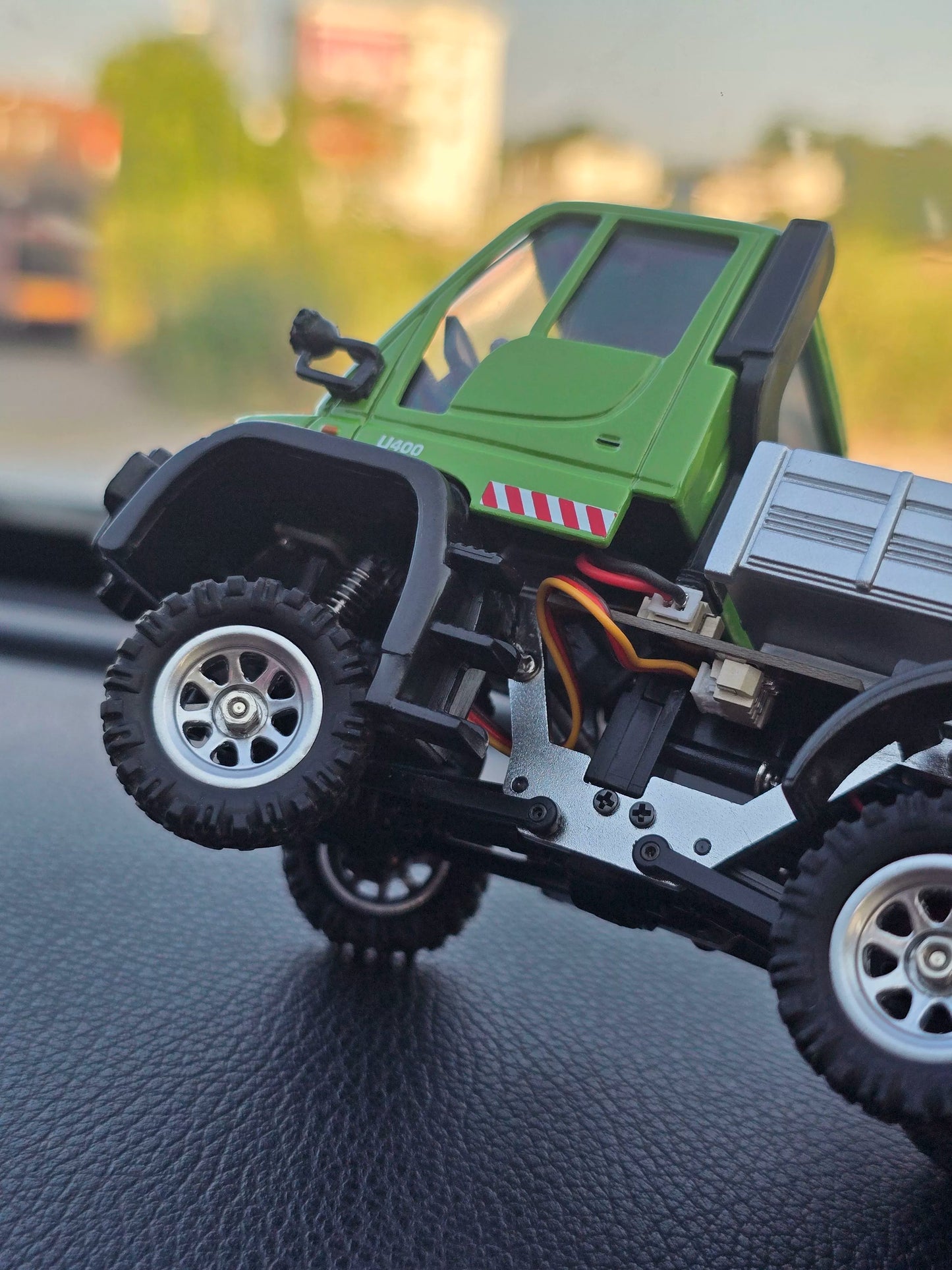 1/36 Mini Unimog Desktop Climbing Car RTR