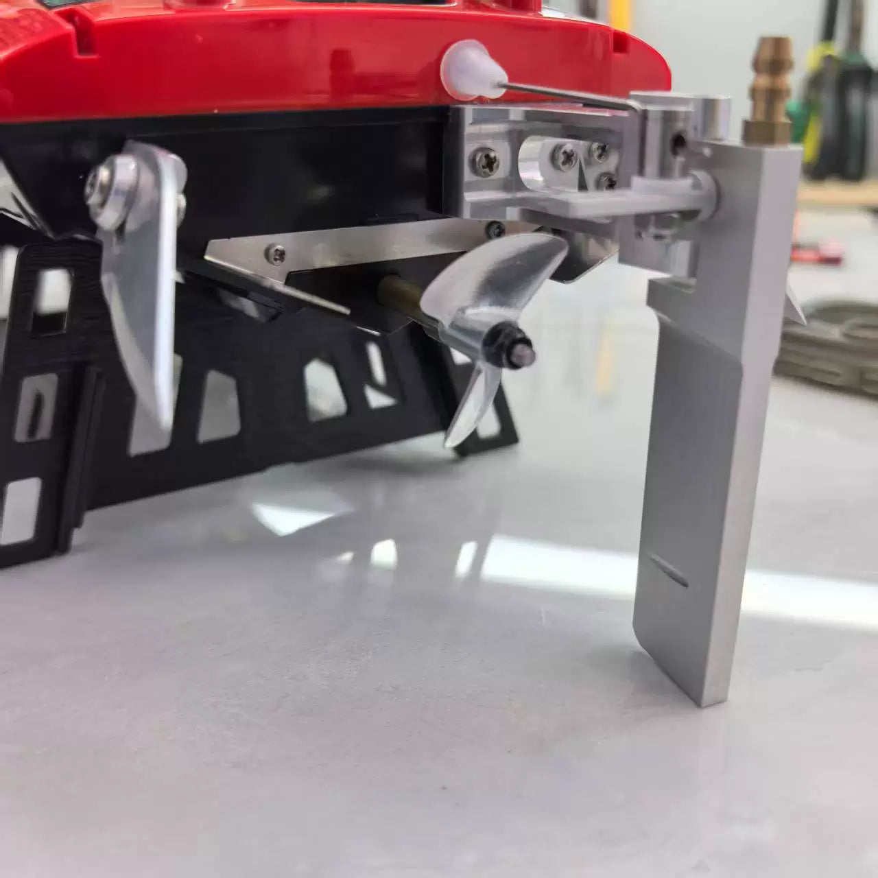 UDIRC 908 Brushless Remote Control Boat, Full Set of Metal Blades OP