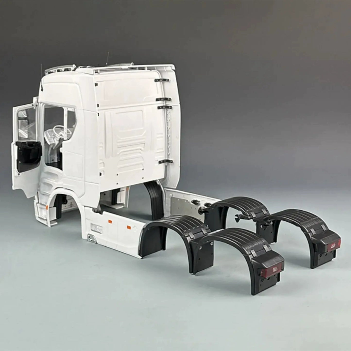 1/14 Scania 770s Door-opening Version Plastic Body Three Axles