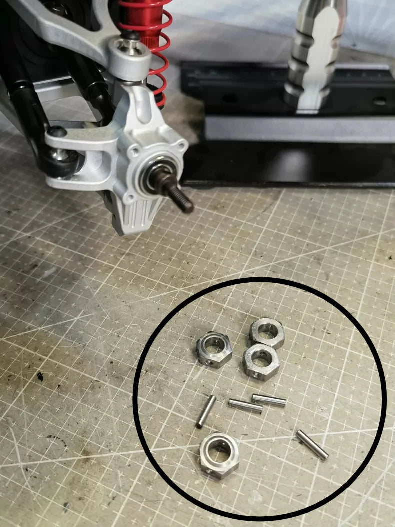 TRACTION HOBBY KM RAM 1500 F150 Tank 300 1/8 Rc Car TH01217 Wheel Hub Adapter 4pcs