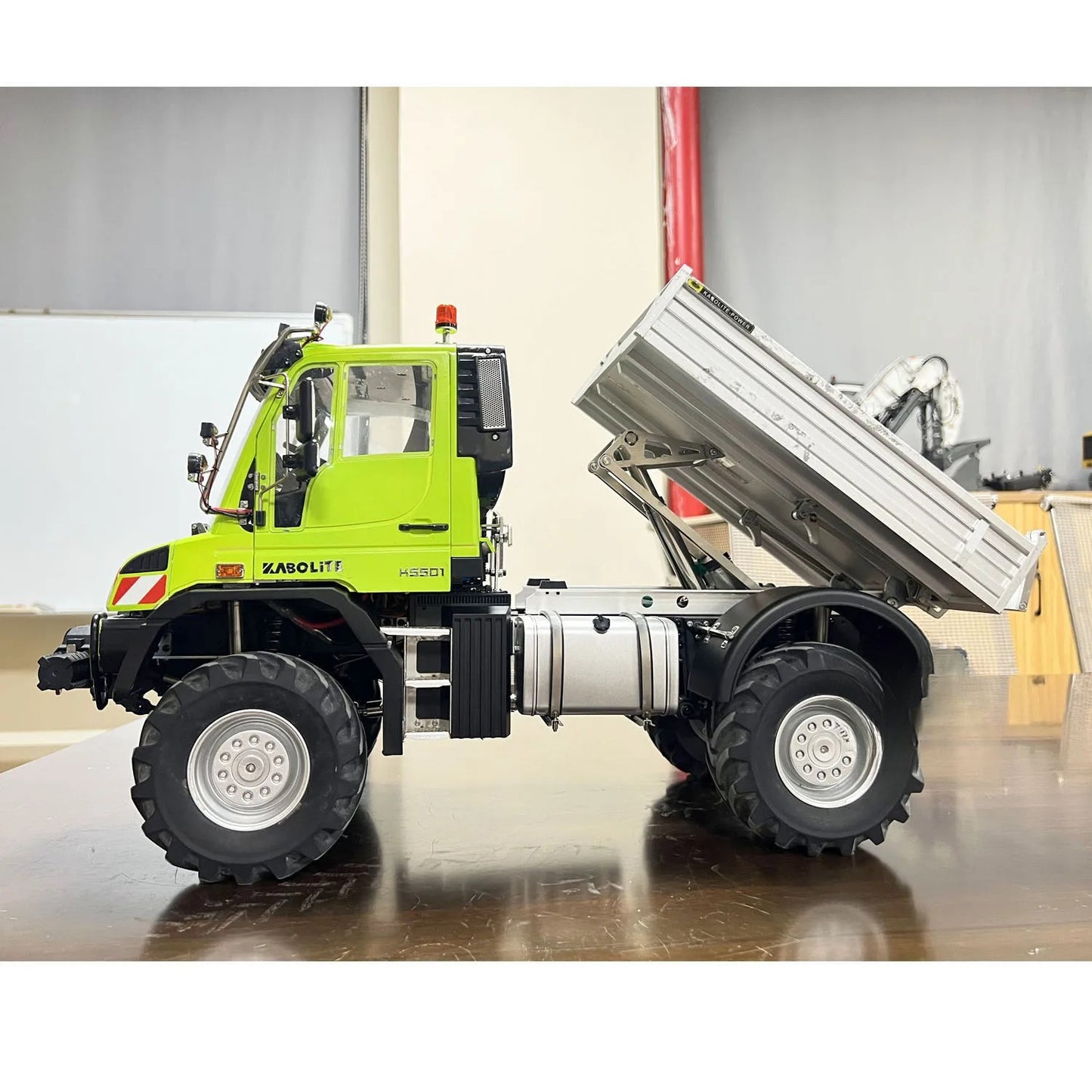 KABOLITE 1/14  K5501 4x4 RC Electric Dump Truck with Light Sound RTR