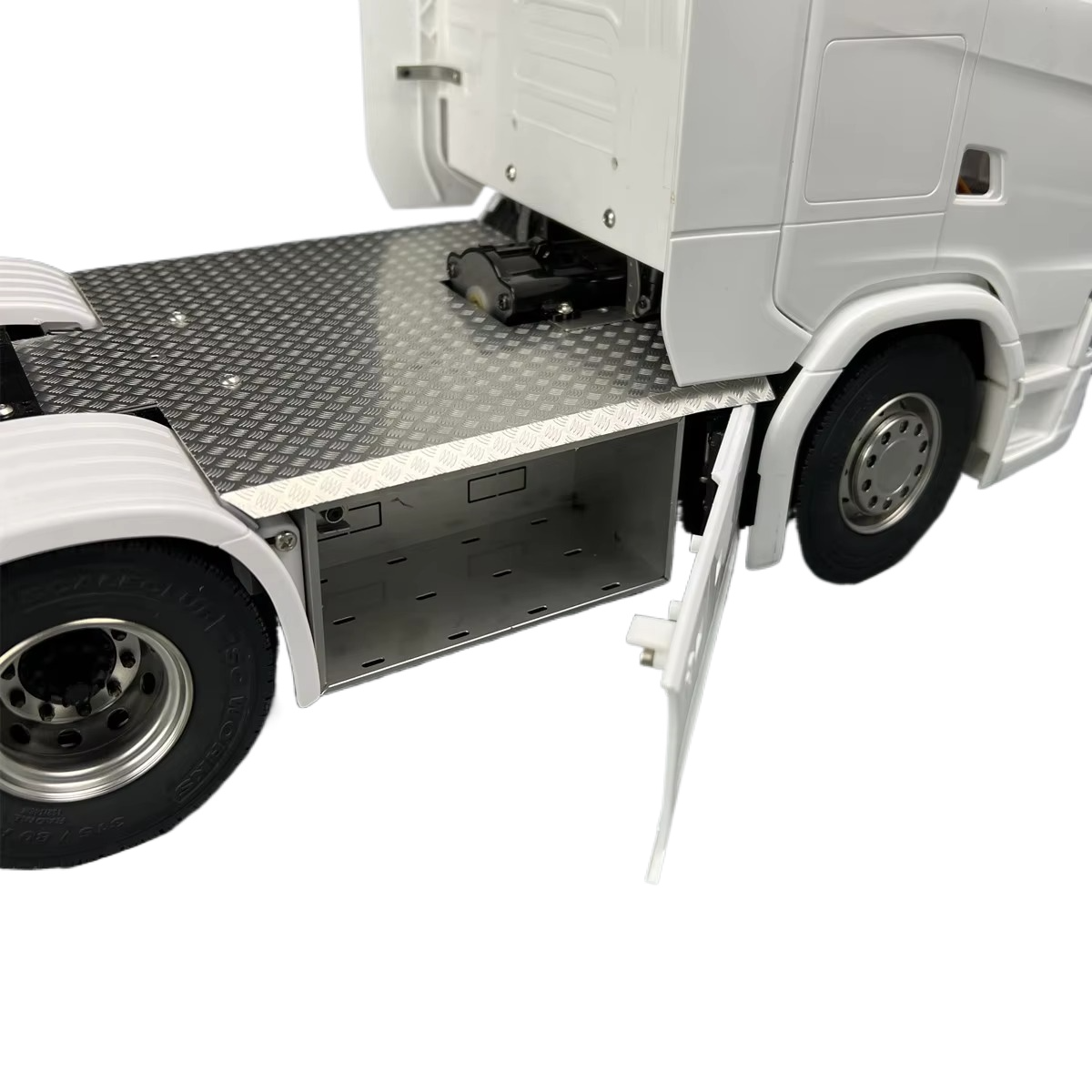 Metal Skid Plate Decorative Plate Toolbox Upgrade for 1/14 Tamiya RC Truck Scania 770S R470 R620 R730 Parts Toy