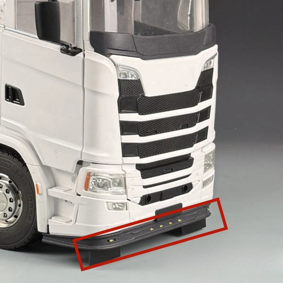 Bumper Spoiler Light with Mudguards  for 1/14  Tamiya Scania 770S RC Tractor BXGXRL-770S-2