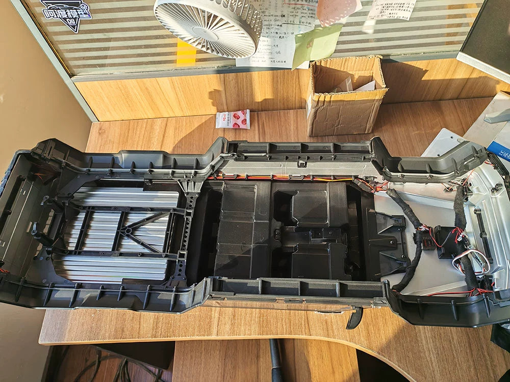 TRACTION HOBBY KING MOTOR 1/8 BG630 6x6 Rc Car Shell