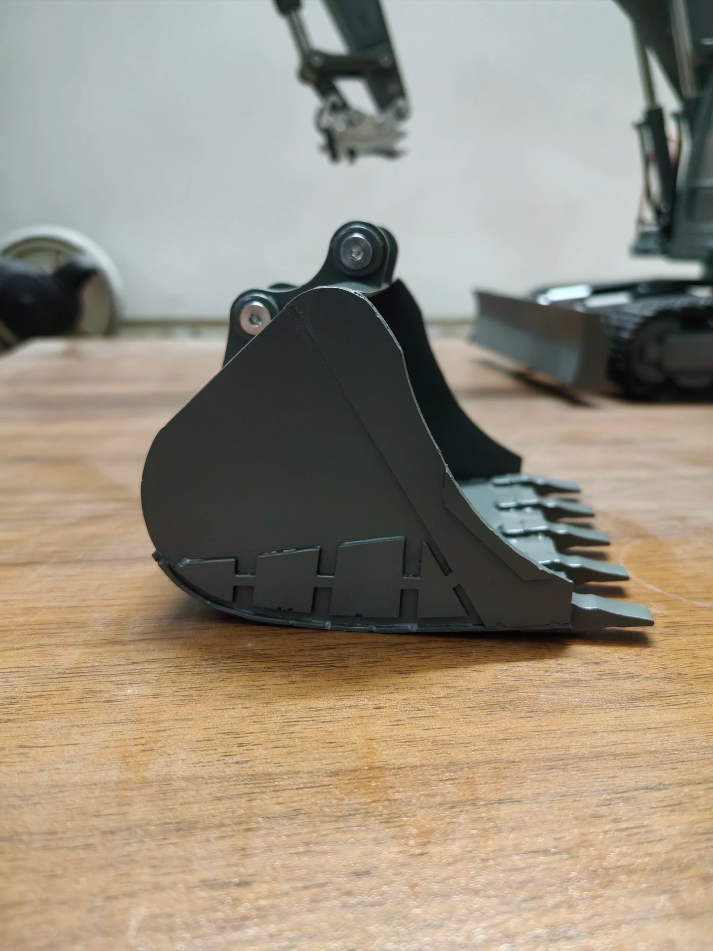 DOUBLE E 1/14 RC EXCAVATOR E010 E111 EC160 OP Part