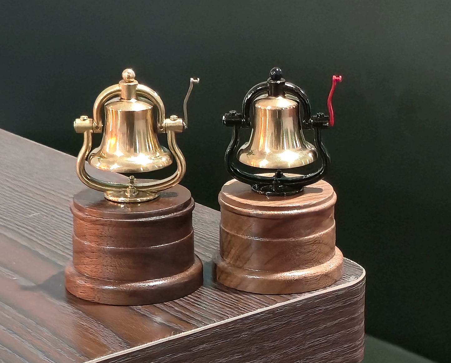 MTC 1:6 Brass Cast TRAIN MODEL Bells