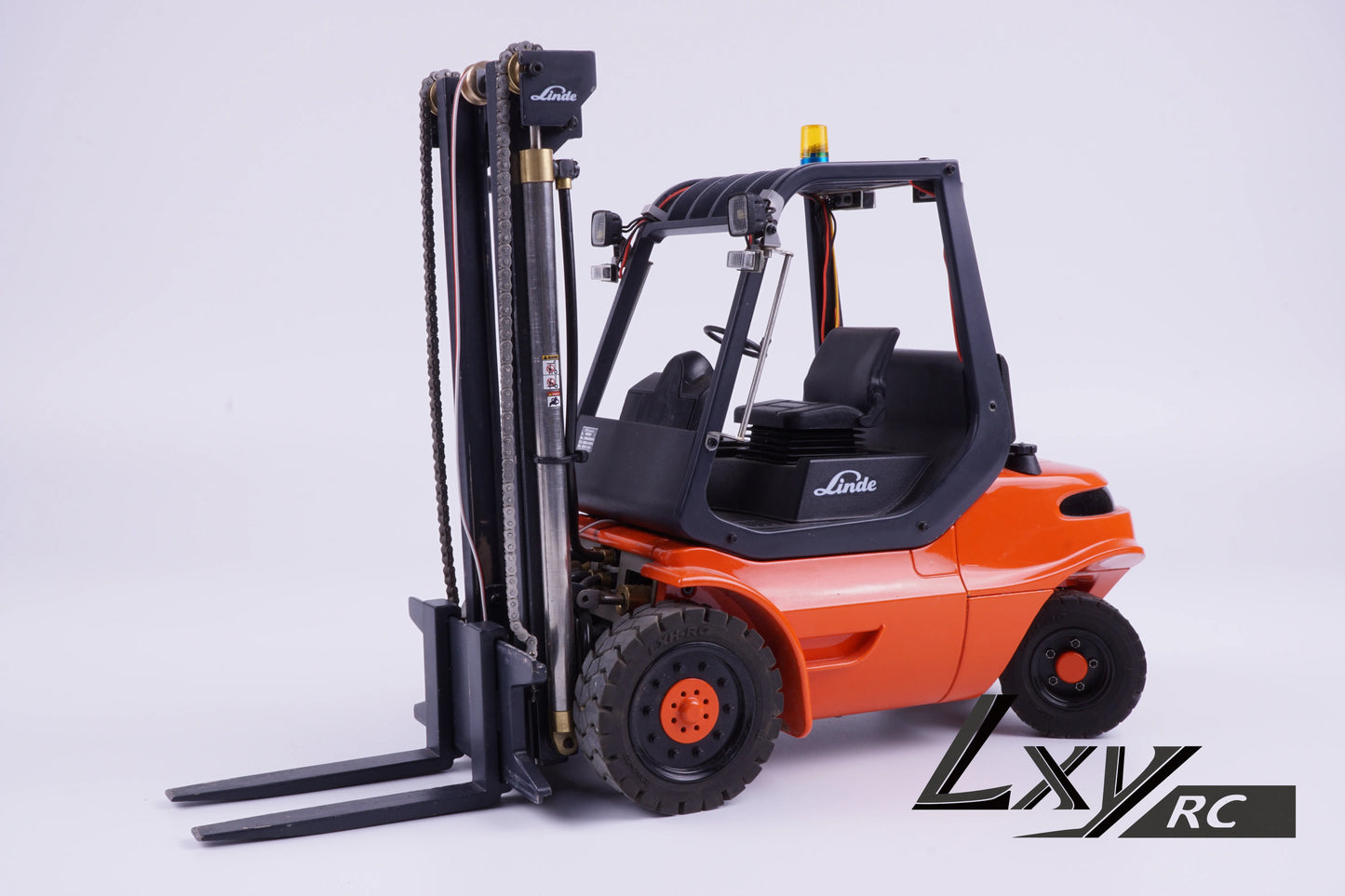 LXYRC 1/14 RC Hydraulic All-Metal Forklift Truck RTR