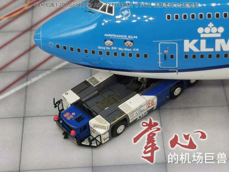 1:200 AST-1X1360 Passenger Aircraft Model Wheel Tractor Metal Model