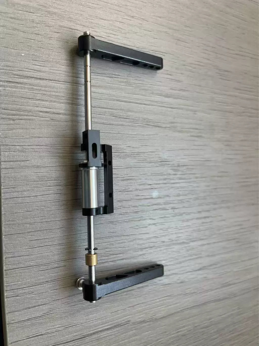 TRACTION HOBBY KM 1/8 RAM1500 RC CAR Disconnectable Anti-roll Bar
