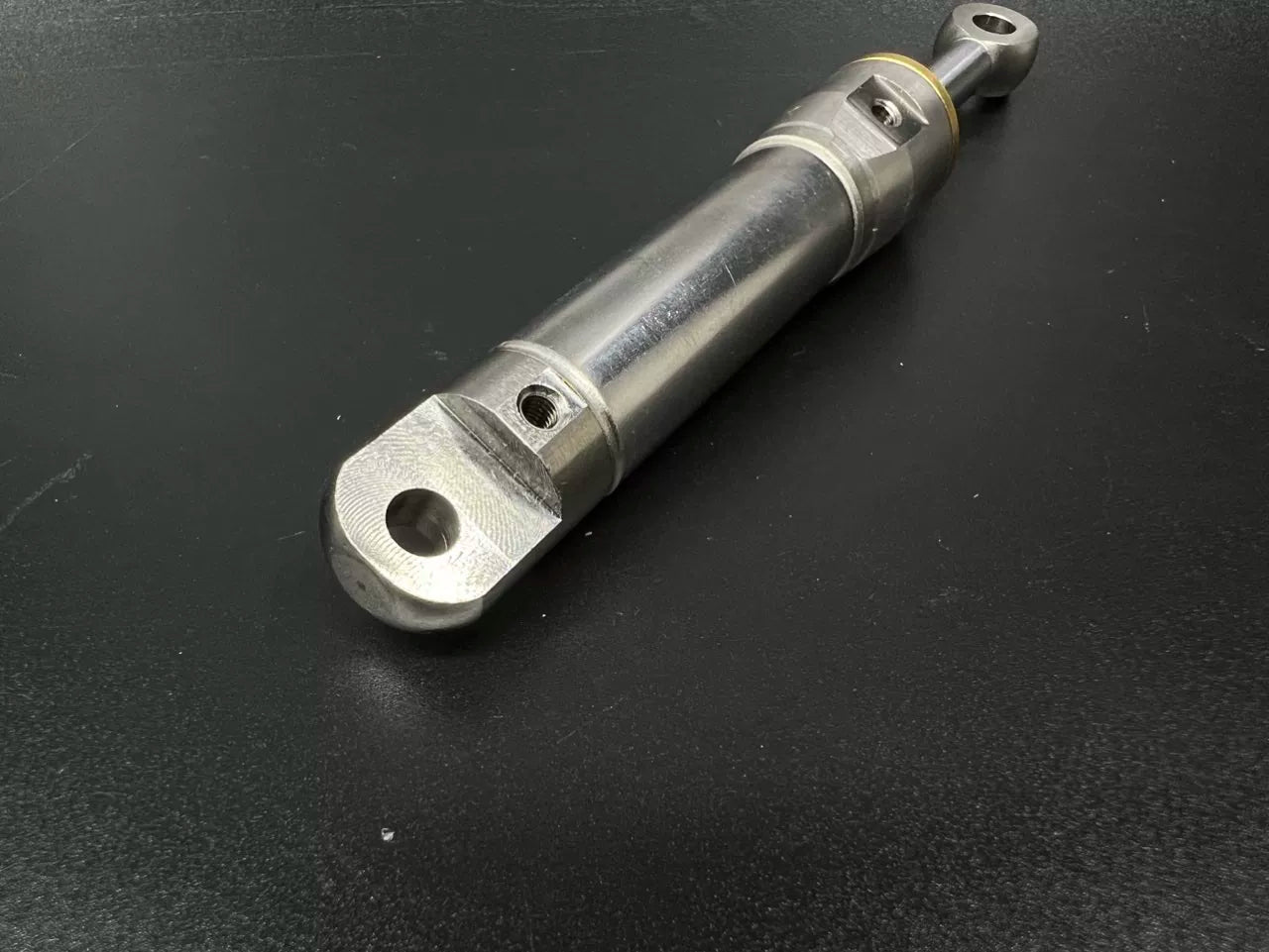 Double E117 A40G Rc Hydraulic Steering Cylinder