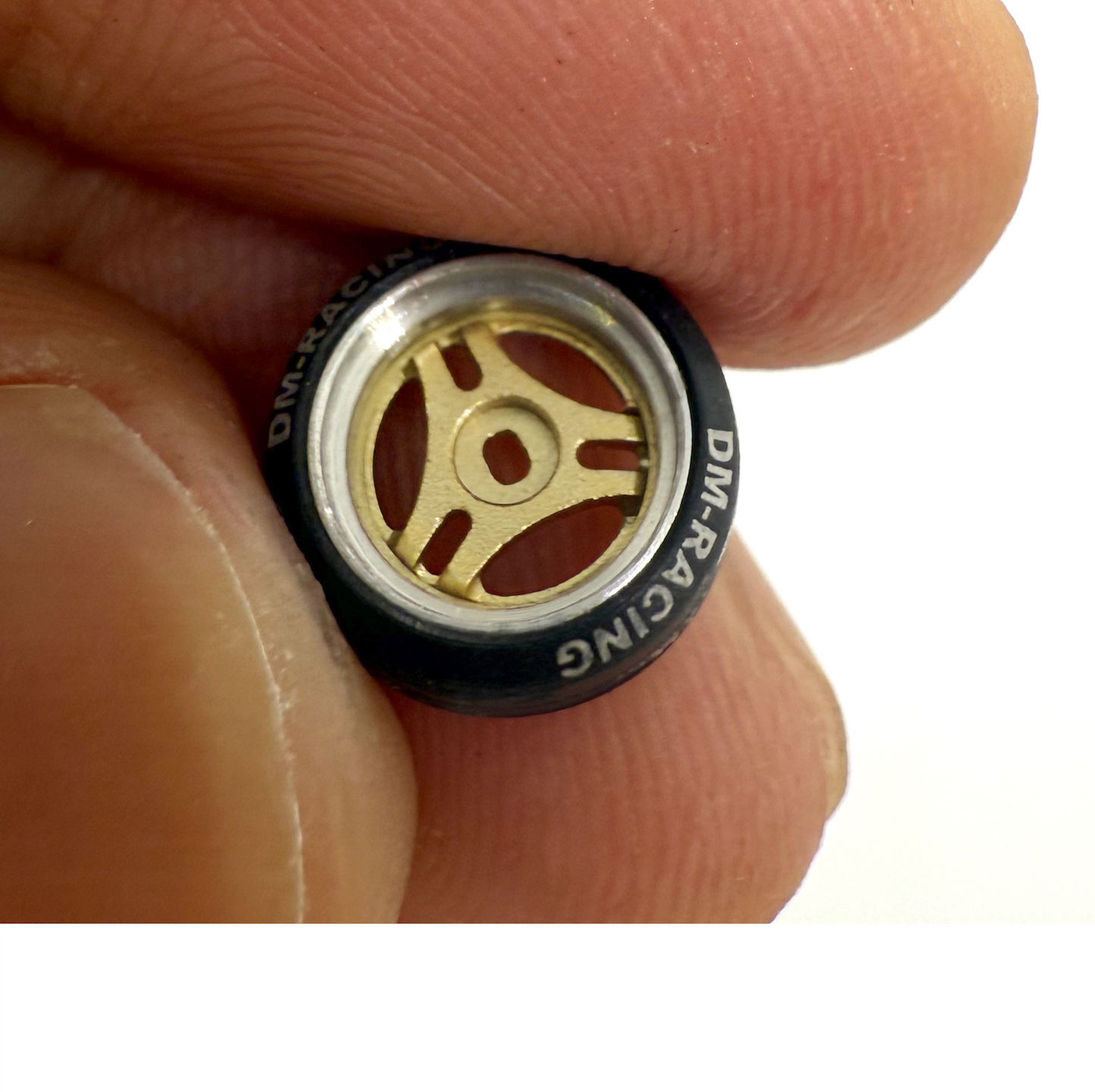 DMRACING NEZ 1/64 RC DRIFT CAR Metal Wheel Pom Tires