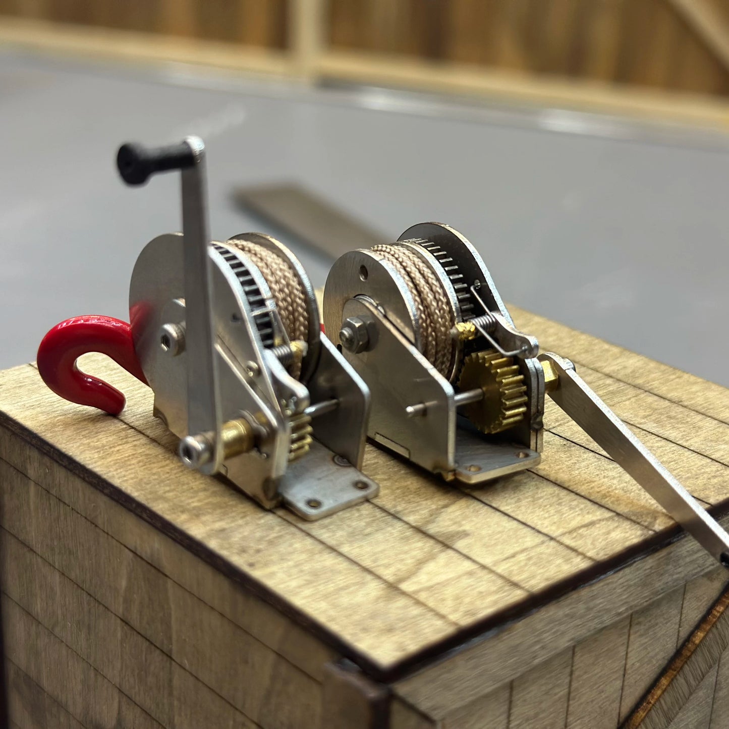 1/10 Miniature Hand Crank D Metal Ratchet Winch for Rc Car Toy