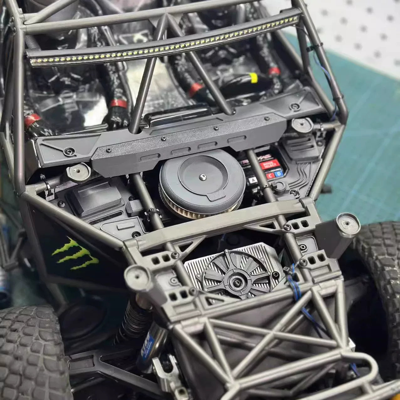 1/7 Trx4 UDR Rc Car 3d Printing Water Tank Intake Windshield
