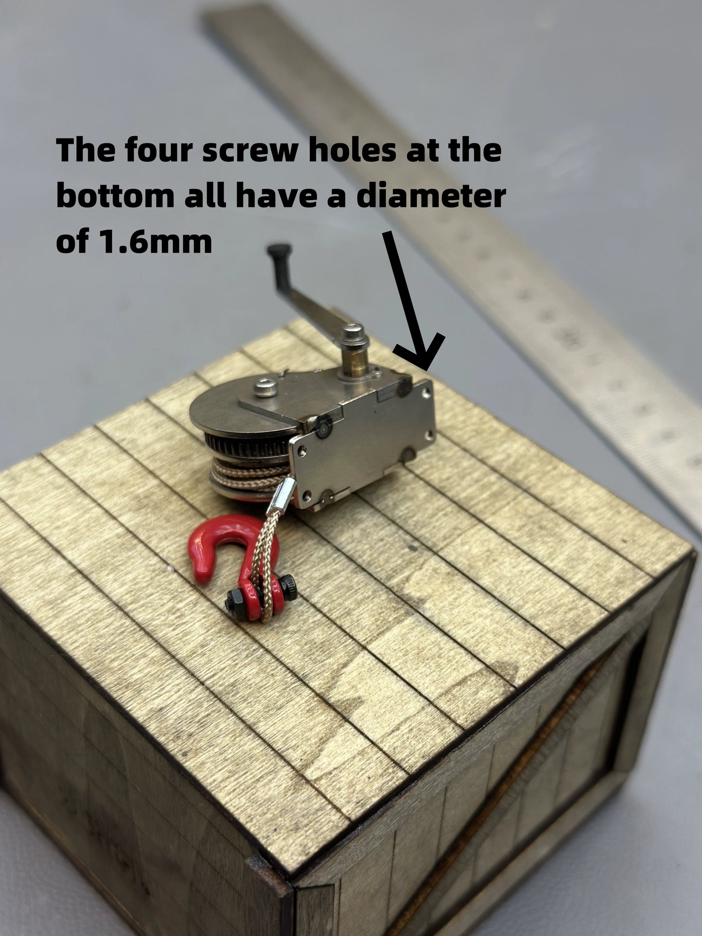 1/10 Miniature Hand Crank D Metal Ratchet Winch for Rc Car Toy