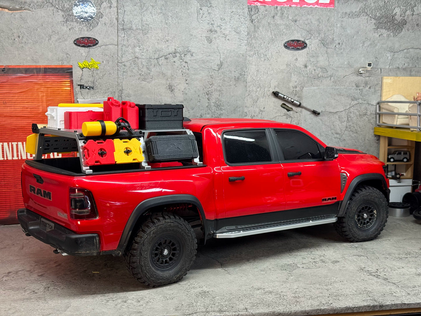 Traction Hobby KM RAM 1500 1/8 4wd Rc Car Op Parts