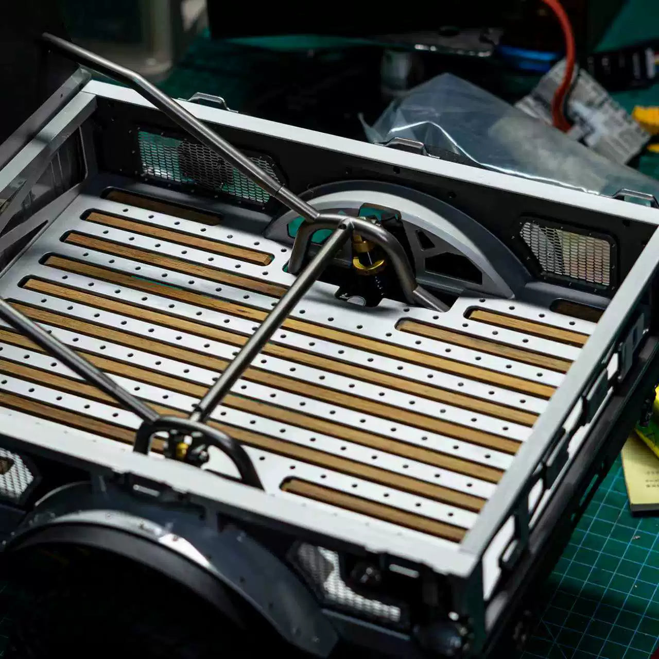 TWOLF M715 1/8 Rc Car Rear Bucket Hollow Wood Trim Limited Edition