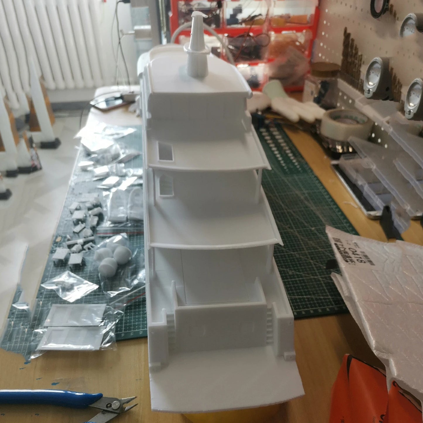 1/75 AMELS 200 3D Printed  Boat Model Kit  80cm Length