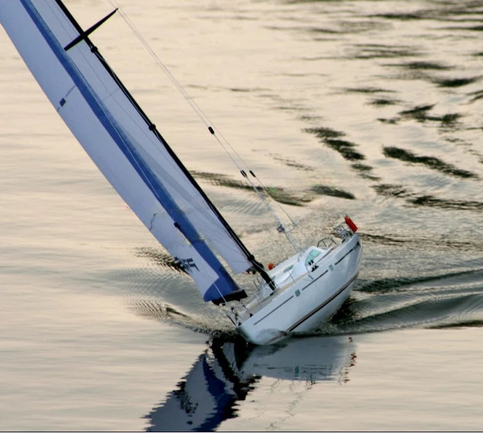 Prince 900 Remote Control Fiberglass Hull Wind  Sailboat  RTR