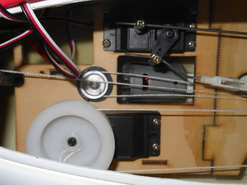 Prince 900 Remote Control Fiberglass Hull Wind  Sailboat  RTR