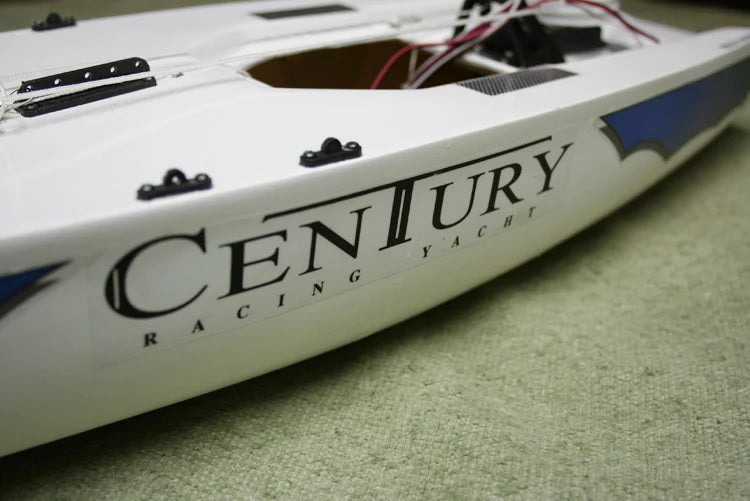 2.4GHz 4 Channel Century 750 BS03 Fibreglass Radio Control RC Sailboat  RTR