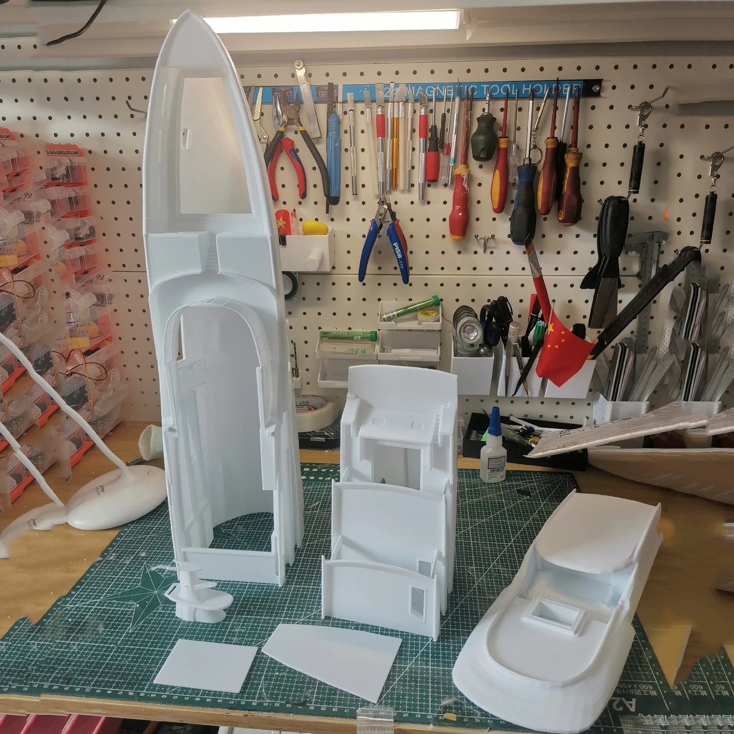 1/75 AMELS 200 3D Printed  Boat Model Kit  80cm Length