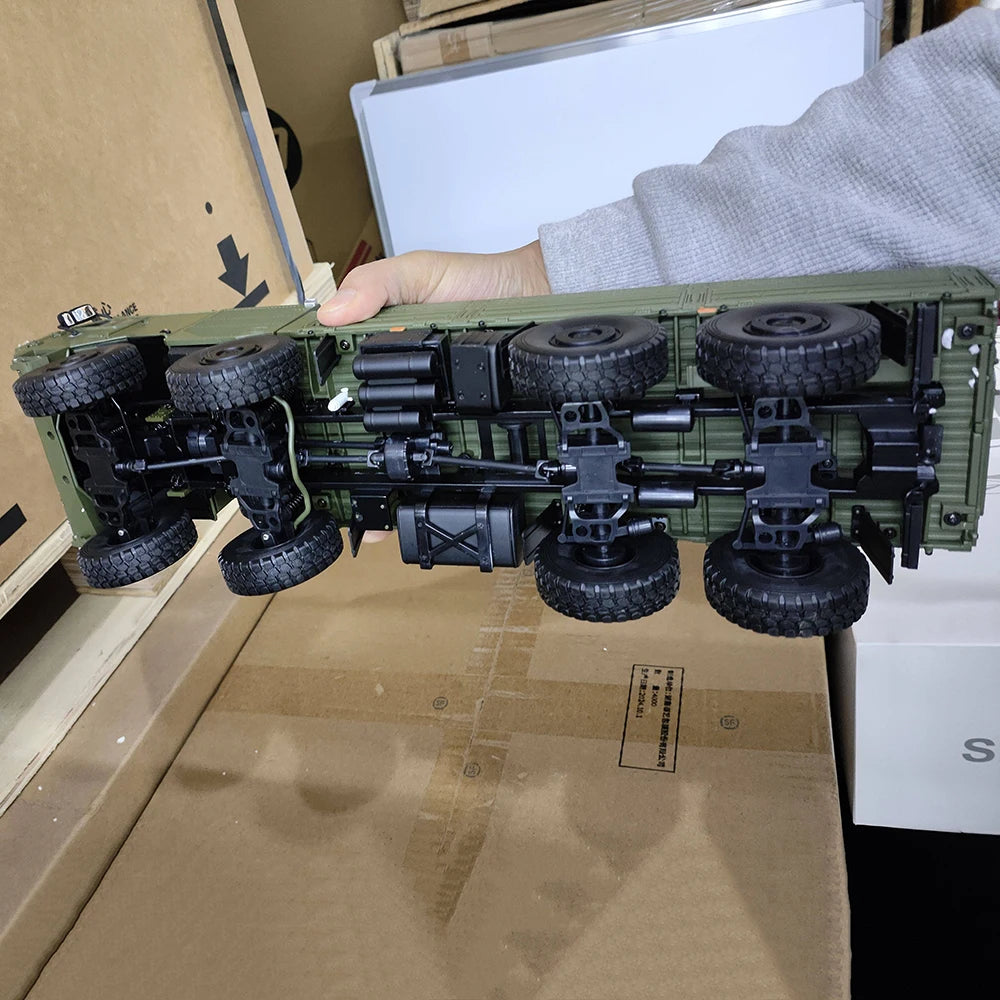 1:24 SX2306 8x8 Simulation Car Die-cast Static Model